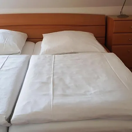 Aparthotel 14 Im Fischerhaus Mit Balkon Sellin (Rugen)